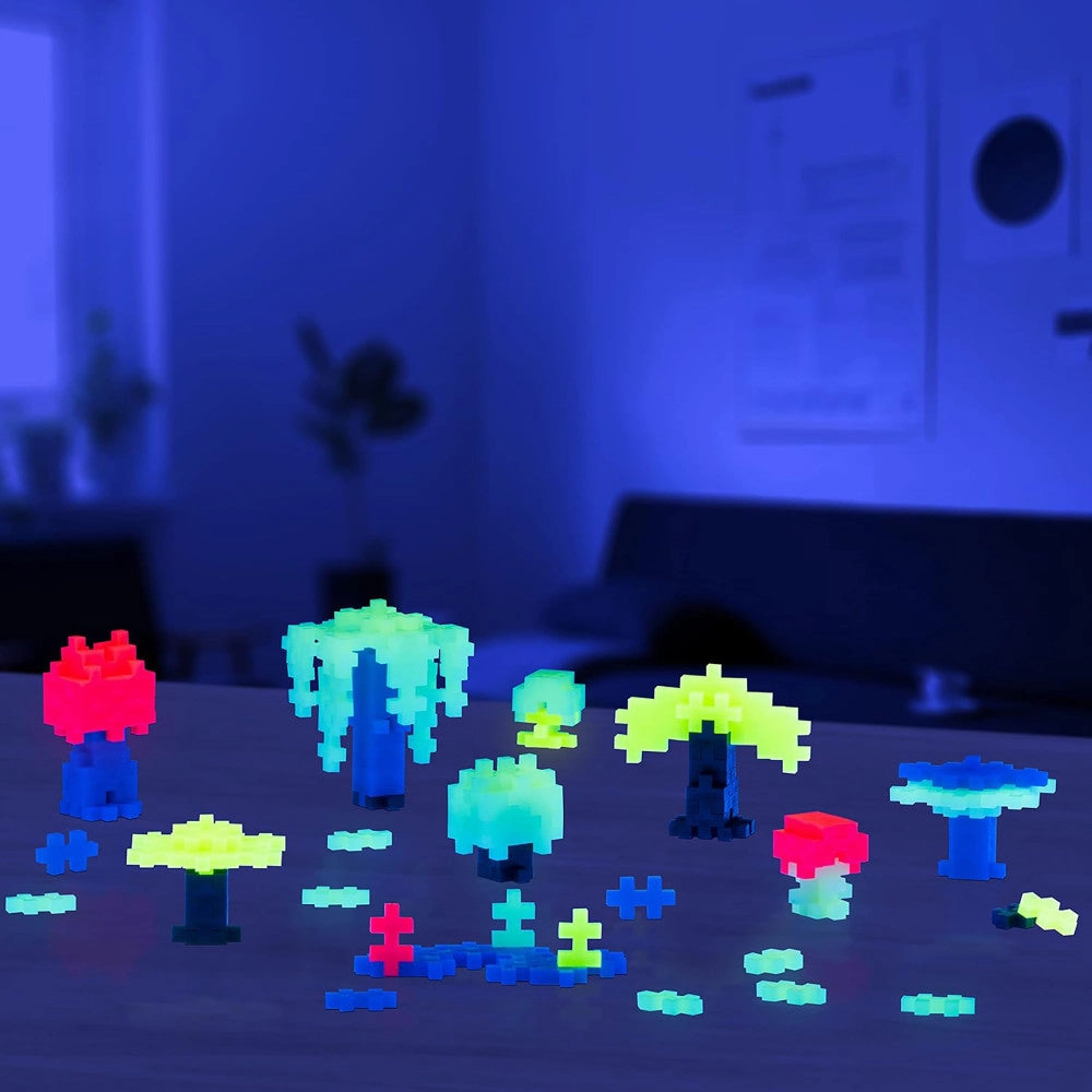 Plus-Plus Glow-In-The-Dark Mix Open Play Tube, 240 Pieces - Neon Colors